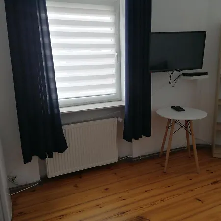 Tulip - 5 Ze Wspolna Lazienka I Kuchnia * Stettino