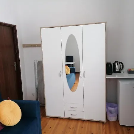 Tulip - 5 Ze Wspolna Lazienka I Kuchnia Szczecin