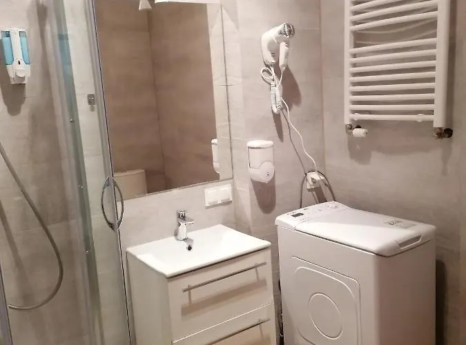 Tulip - 5 Ze Wspolna Lazienka I Kuchnia Appartement