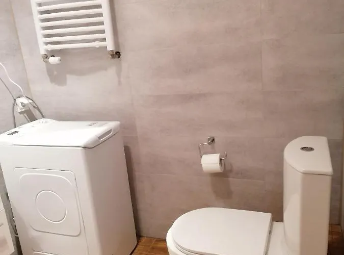 Tulip - 5 Ze Wspolna Lazienka I Kuchnia Apartman