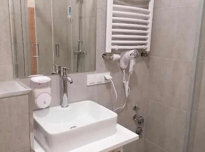 Appartement Tulip - 5 Ze Wspolna Lazienka I Kuchnia